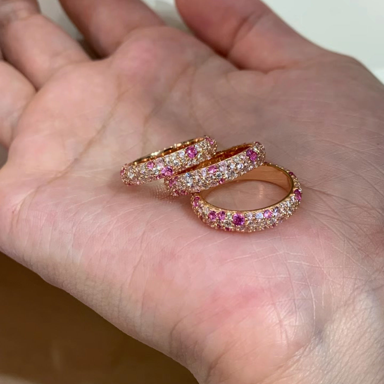 Women's Elegant Light Luxury Pave Diamond Stacking Ring