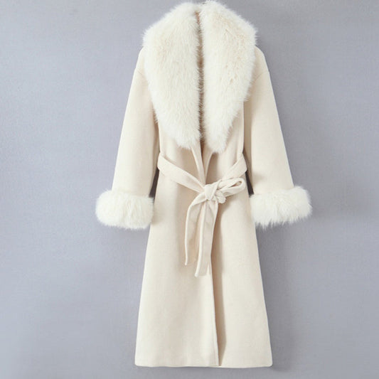 Elegant Belted White Long Coat with Fur Collar