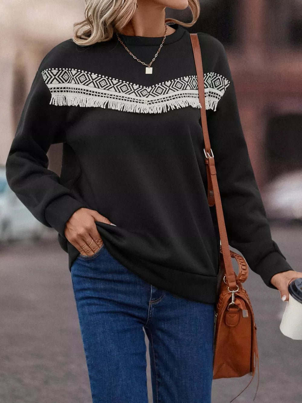 Women's Novelty Oversized Sweatshirt Crewneck Long Sleeve Fringe Trim Shirt Pullover Tops Sweaters